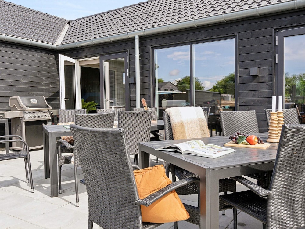 5 Star Holiday Home in Lokken