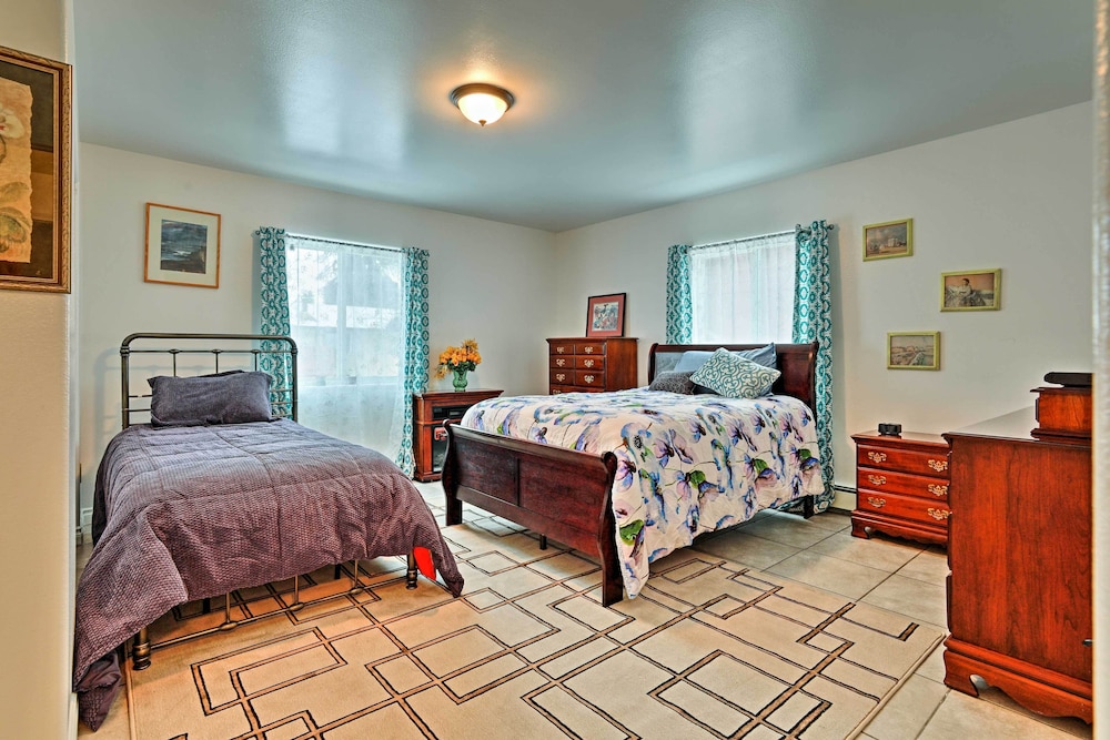Juneau Vacations - Expansive Getaway  2 Miles to Mendenhall Glacier! - Property Image 25