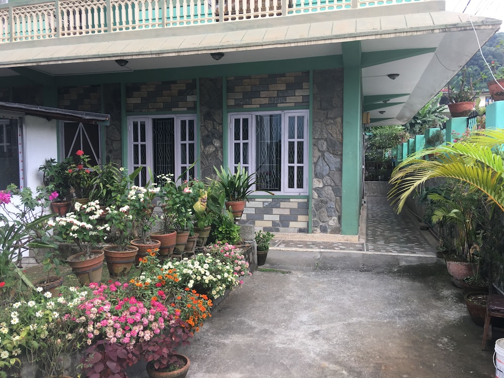 New Hotel Castle
