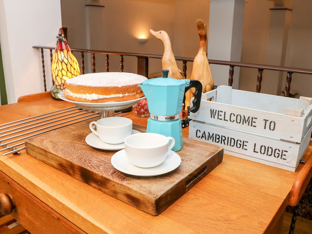 Cambridge Lodge view 3