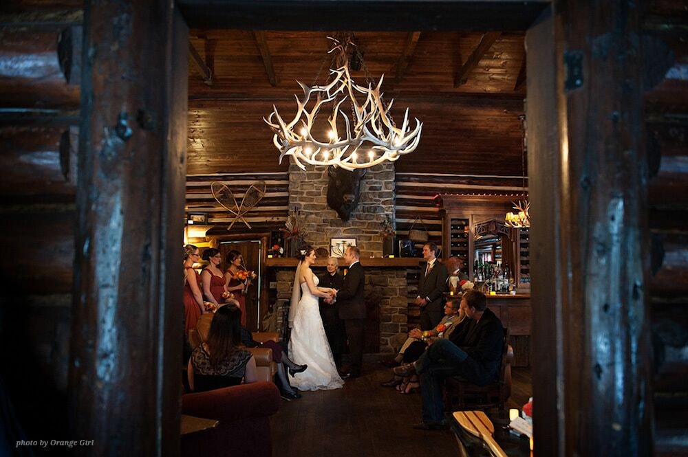 Storm Mountain Lodge Cabins & Dining