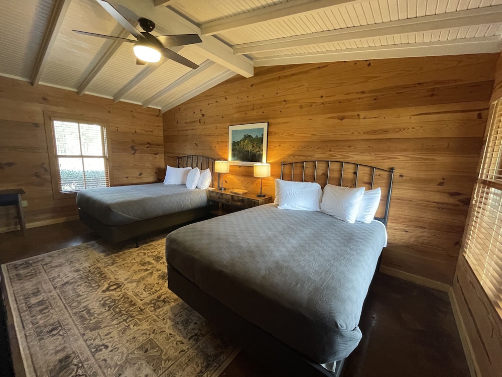 Scrappin Valley Lodge view 4