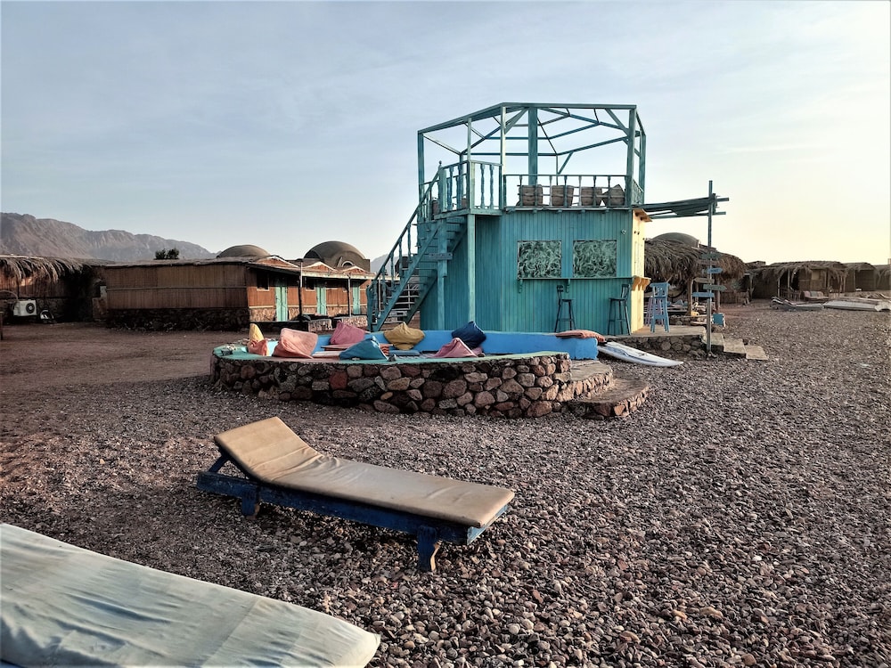 Sahara Beach Camp Ras Shetan