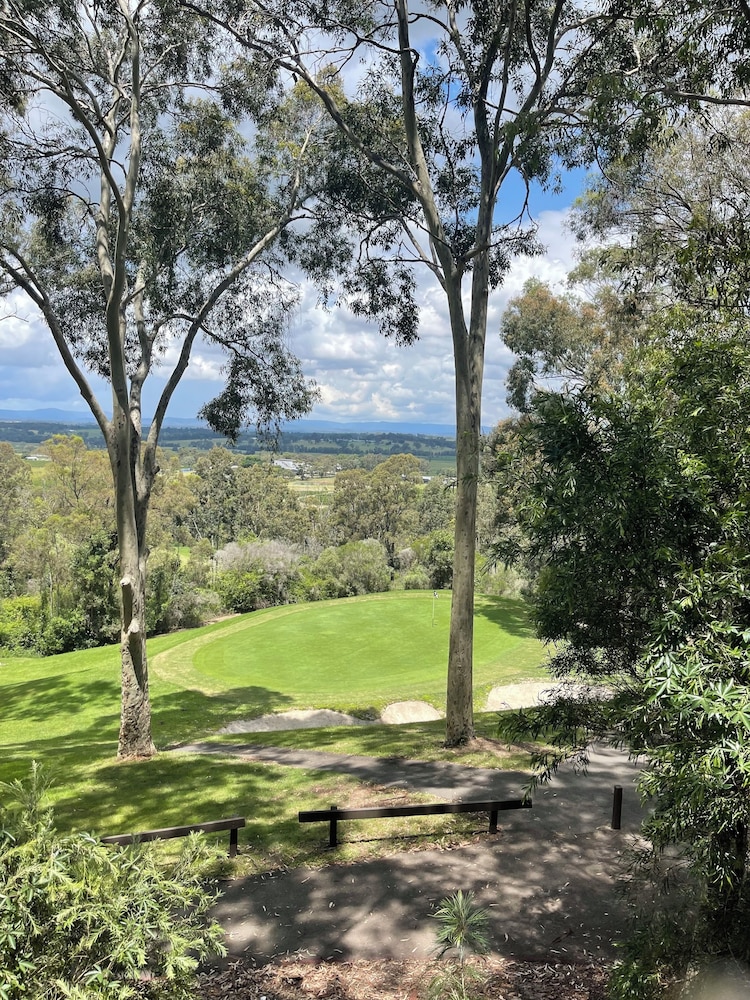 CYPRESS LAKES HUNTER VALLEY