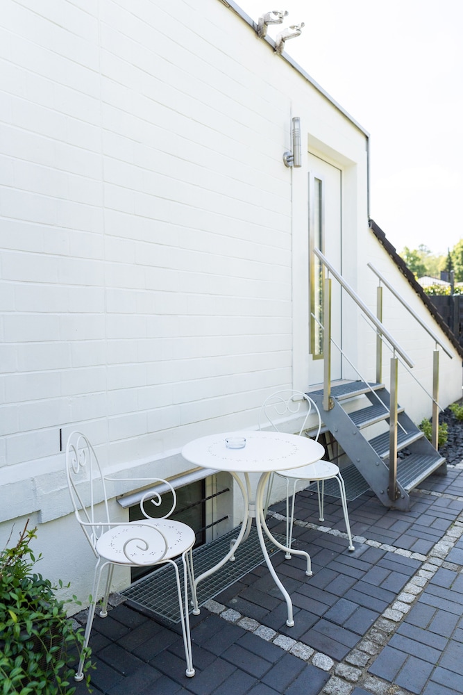 Business Apartments Ratingen 2 view 3