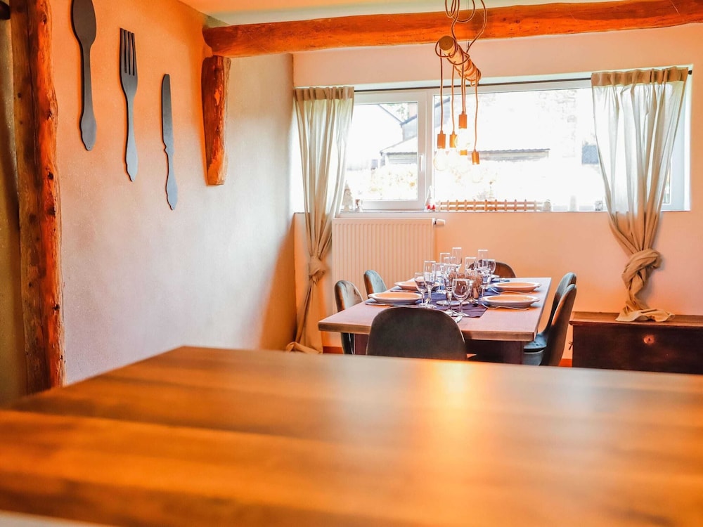 Quietly Located Farmhouse L'echappee Belle