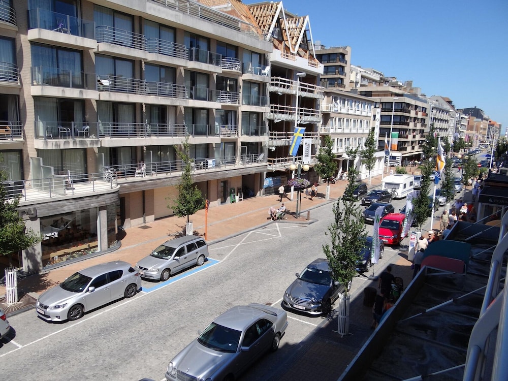 Apartment in Nieuwpoort Near the Beach