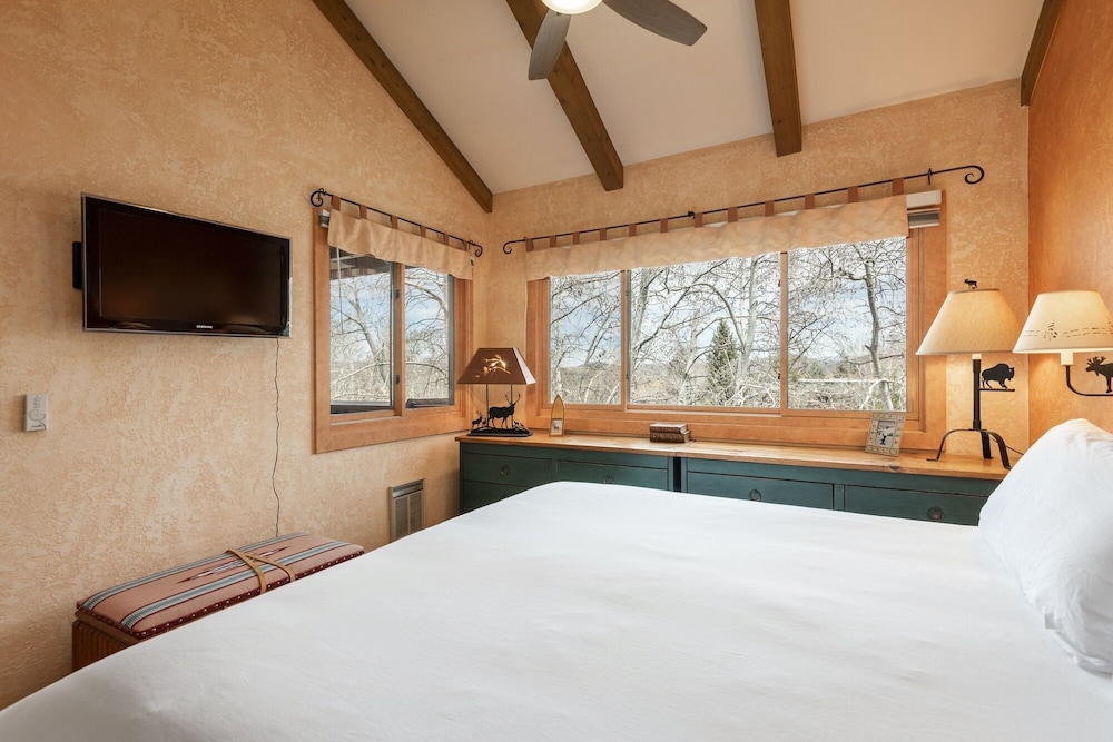 Park City Ski Resort UT - Snow Flower Vacation Homes