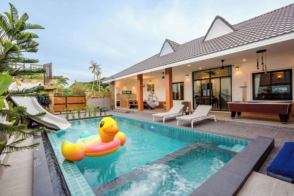 Full moon Bay hua hin Cha-am