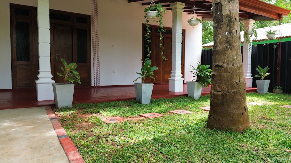 Sigiri Serenity Hostel
