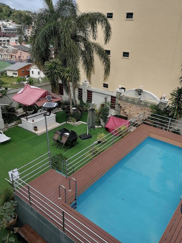 Narong Ek Residence View & Pool Villa