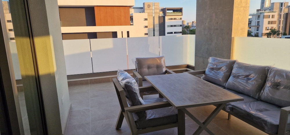 Mulberry Court Premium Apartments