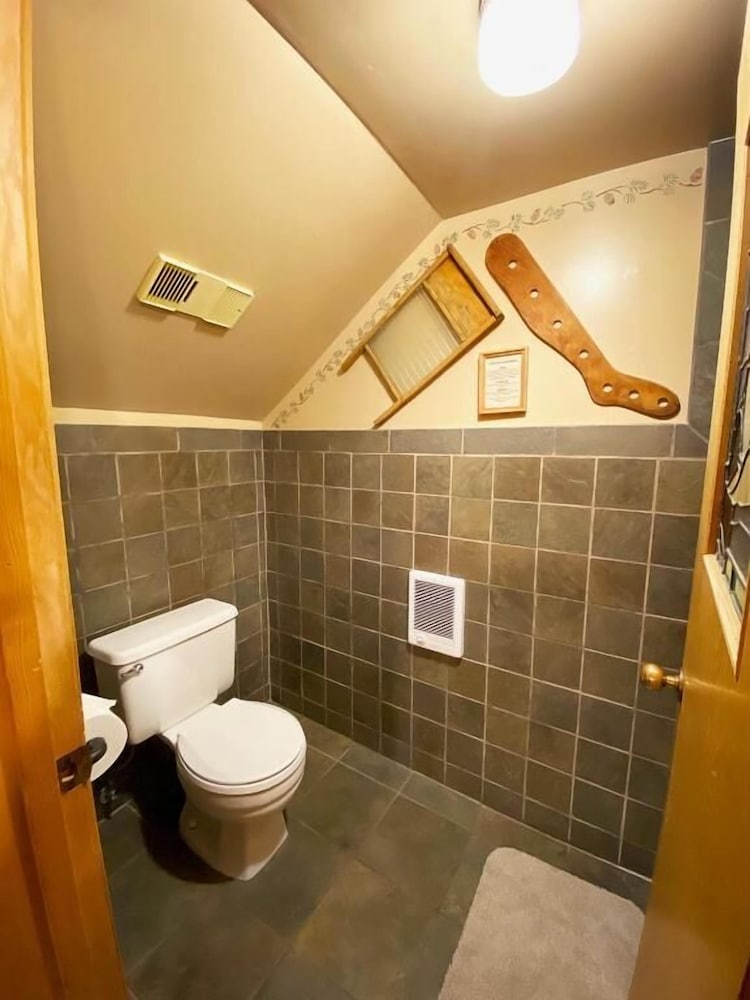 Eagle's Nest Lodge