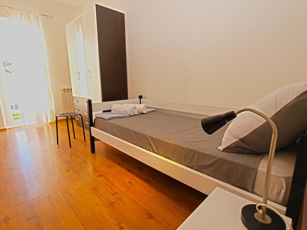 Apartment 1092 view 5