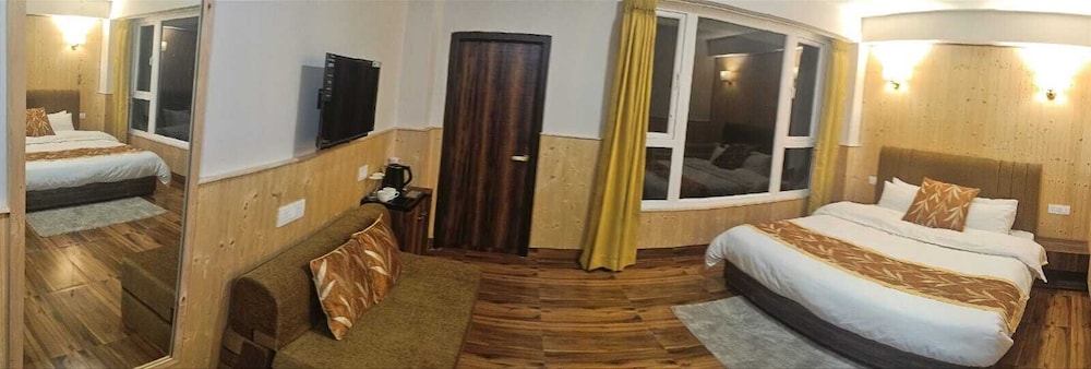 FLORET RESORT LACHUNG