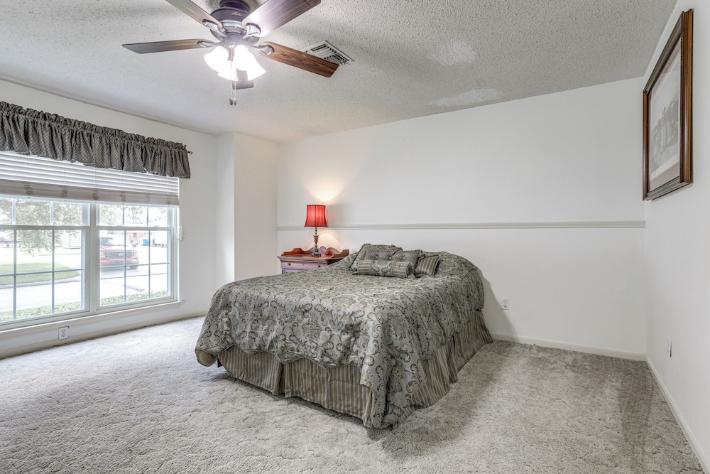 5 Mi to Downtown Morgan City: Waterfront Retreat
