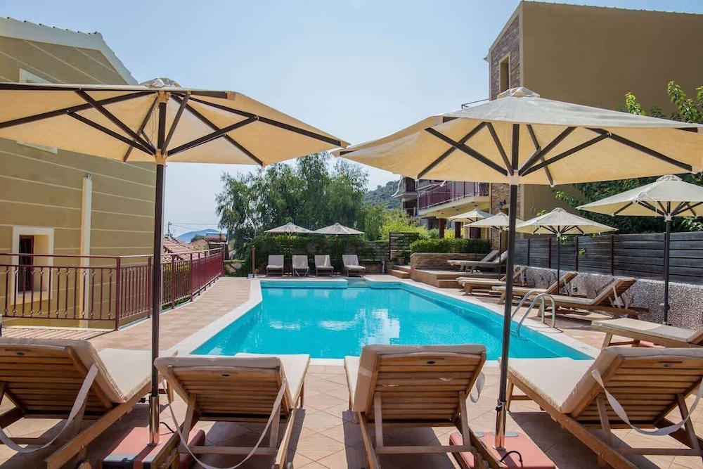 Greka Ioanian Maisonette - Poolside Seaview Bliss