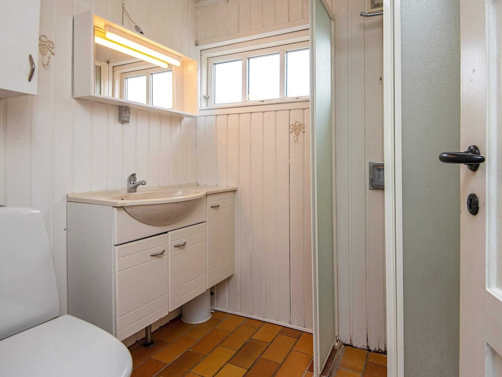 6 Person Holiday Home in Grenaa-by Traum view 2