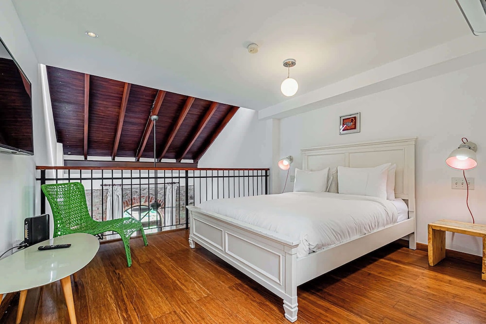 w Grandiose 1BR w Balcony in San Felipe