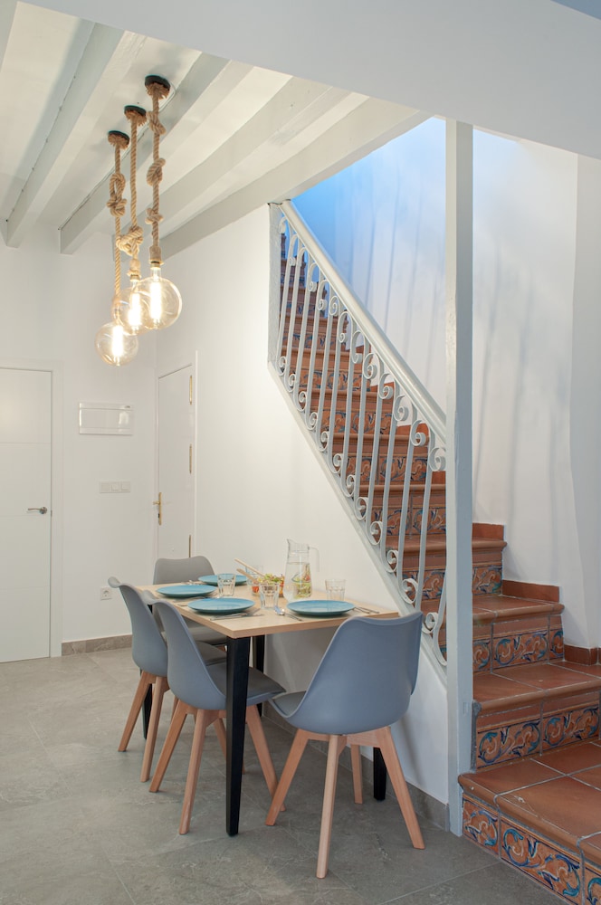 ABAL Apartments - Barrio