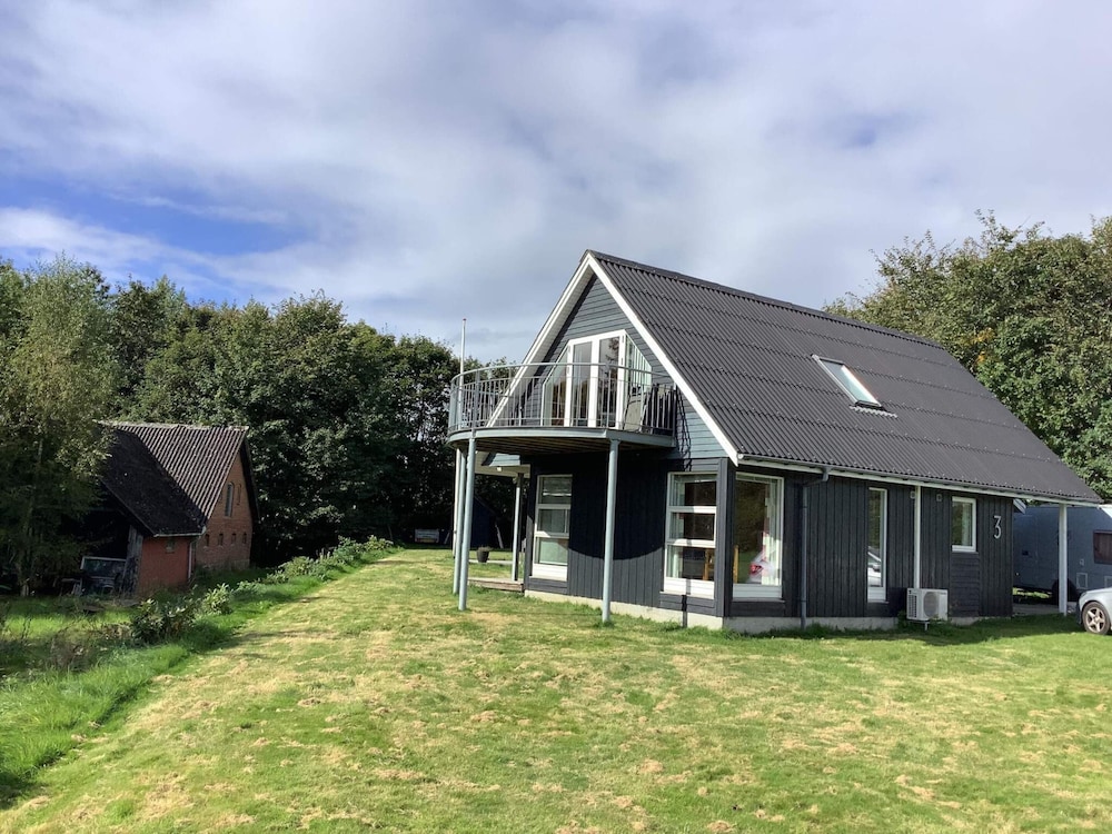 6 Person Holiday Home in Oster Assels
