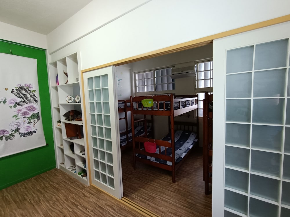 DF Park Space Hostel