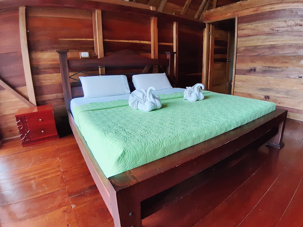 Sani Lodge