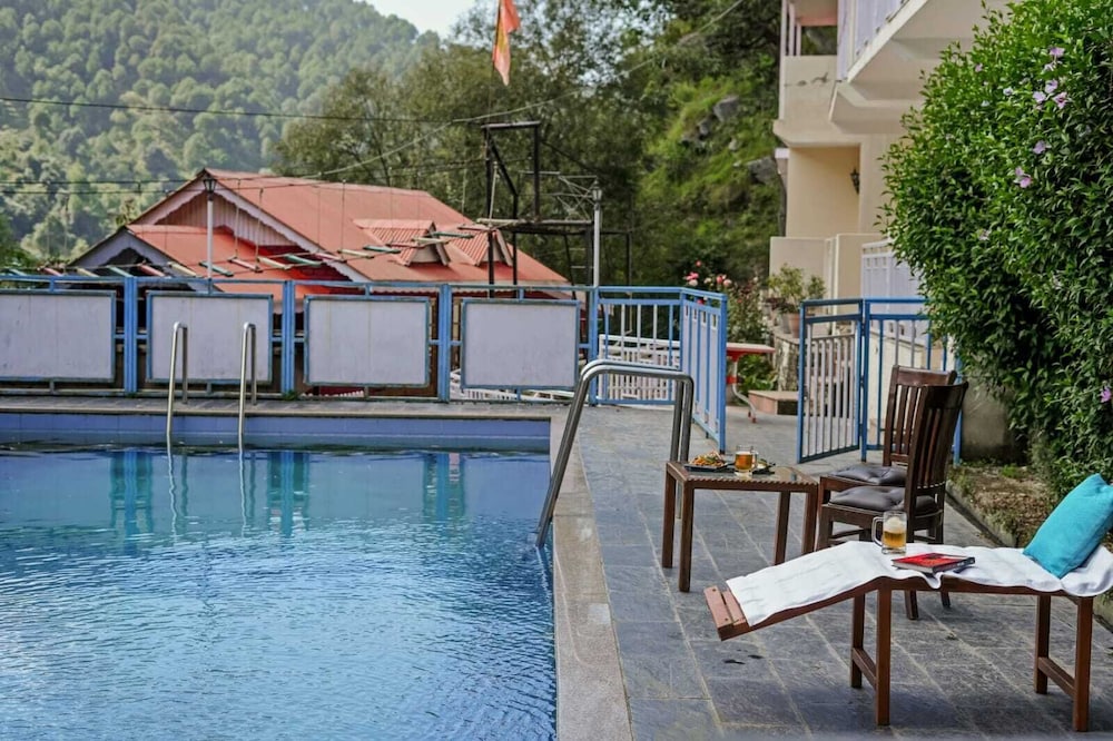 Pax Hotel Rock Villa