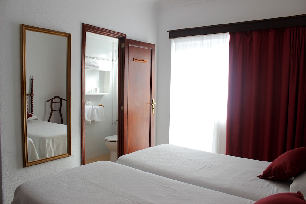 Hostal Ca's Bombu