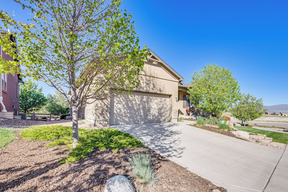 Mtn-view Paradise Near Usafa in Colorado Springs!