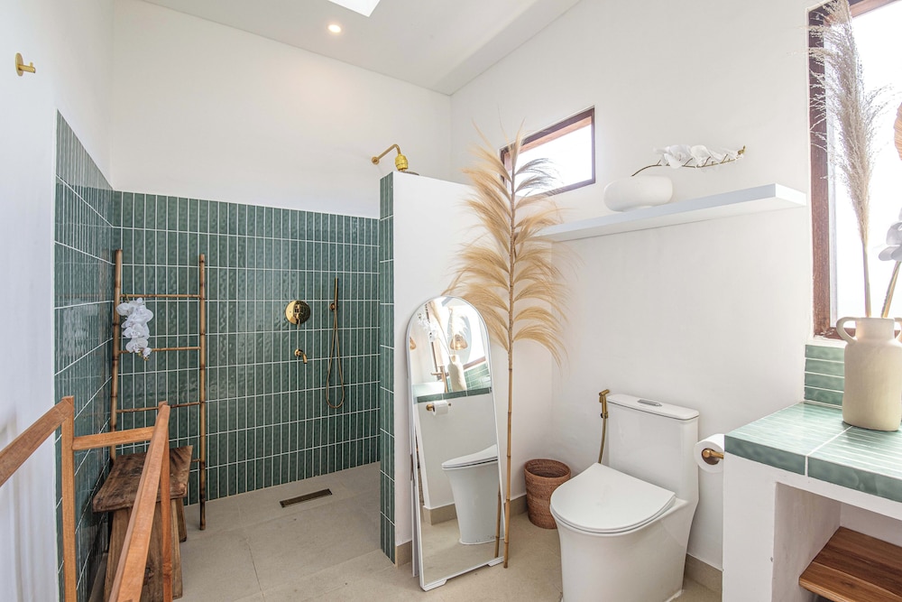Luxury 4BR Villa With Private Pool in Canggu