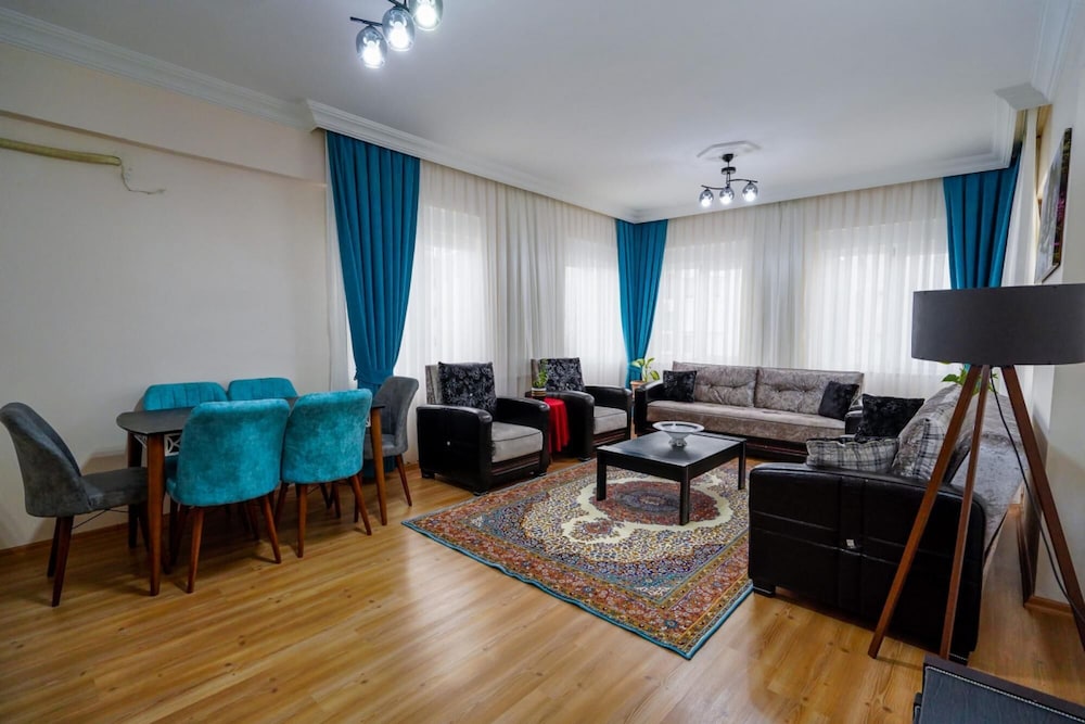Cozy Flat With Balcony in Kepez Antalya