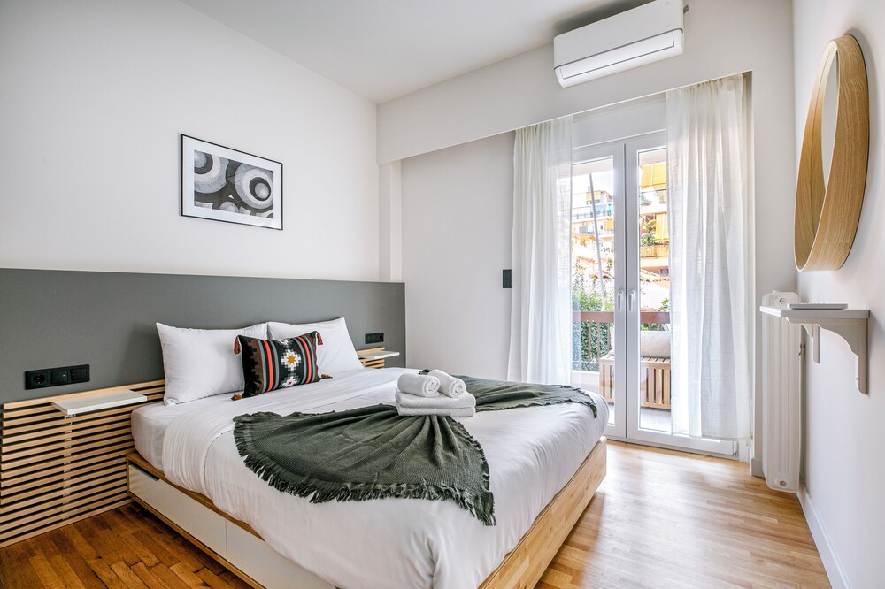 Belmont - 2 Bedroom Apartment in Athens
