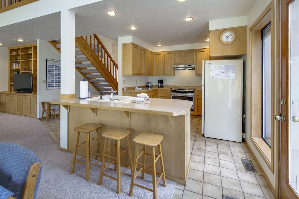 Maury Mountain 36 3 Bedroom Home