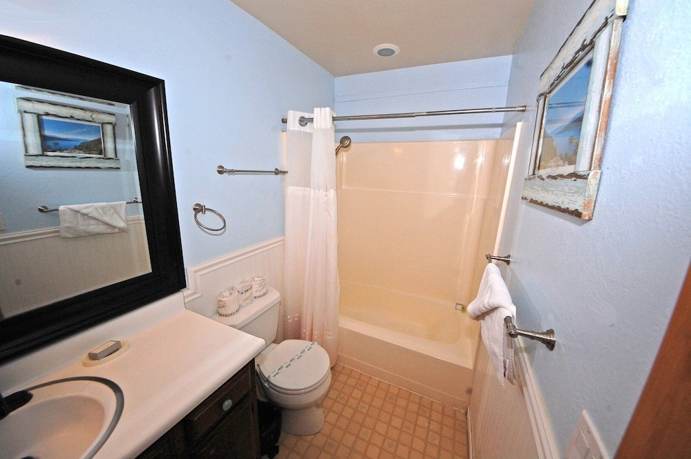 3826 Regina 4 Bedroom Home