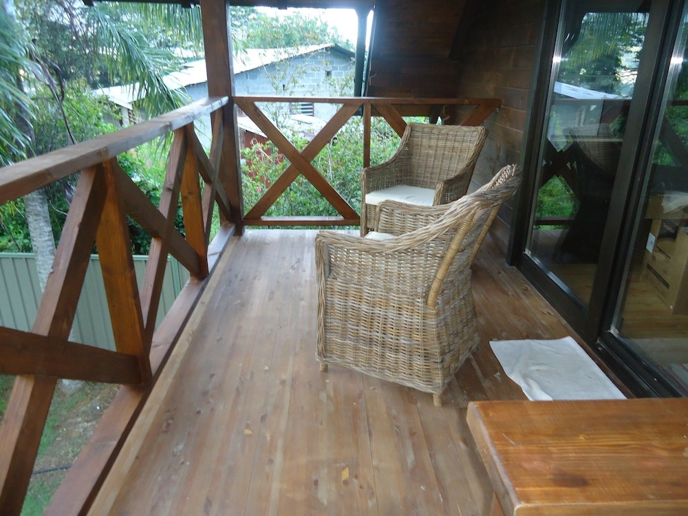 Lemongrass Lodge