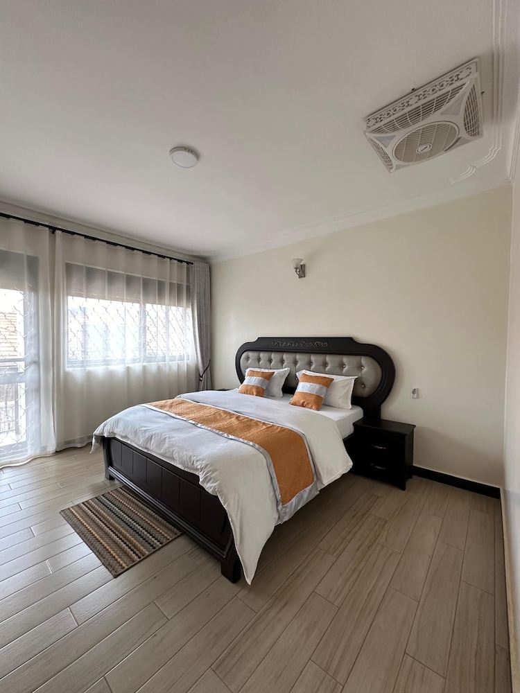 Divine Furnished Apartments view 5