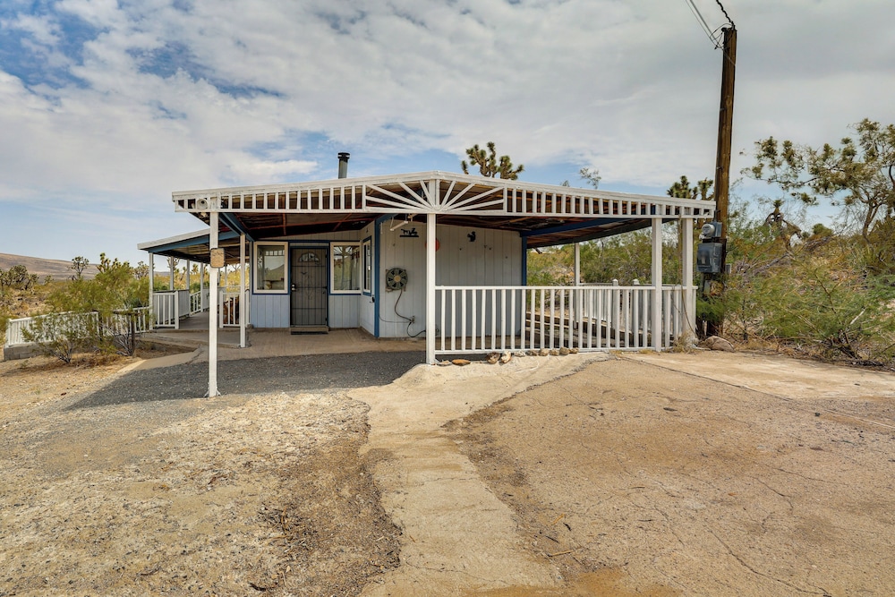 'gateway to the Grand Canyon' - Dolan Springs Gem!