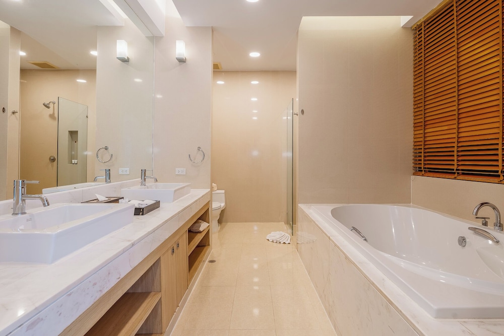 Andaman Pool Villas
