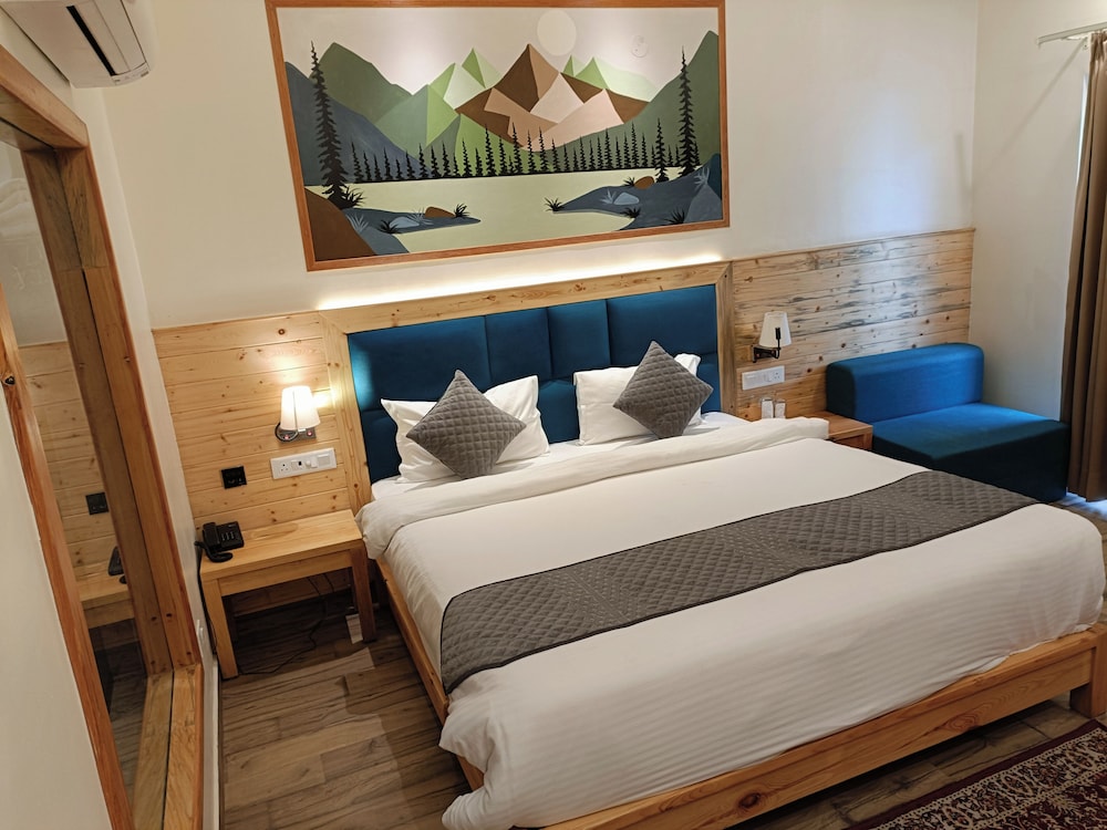 Heryk Hillview Hotel