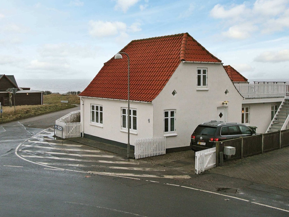 Photo 43