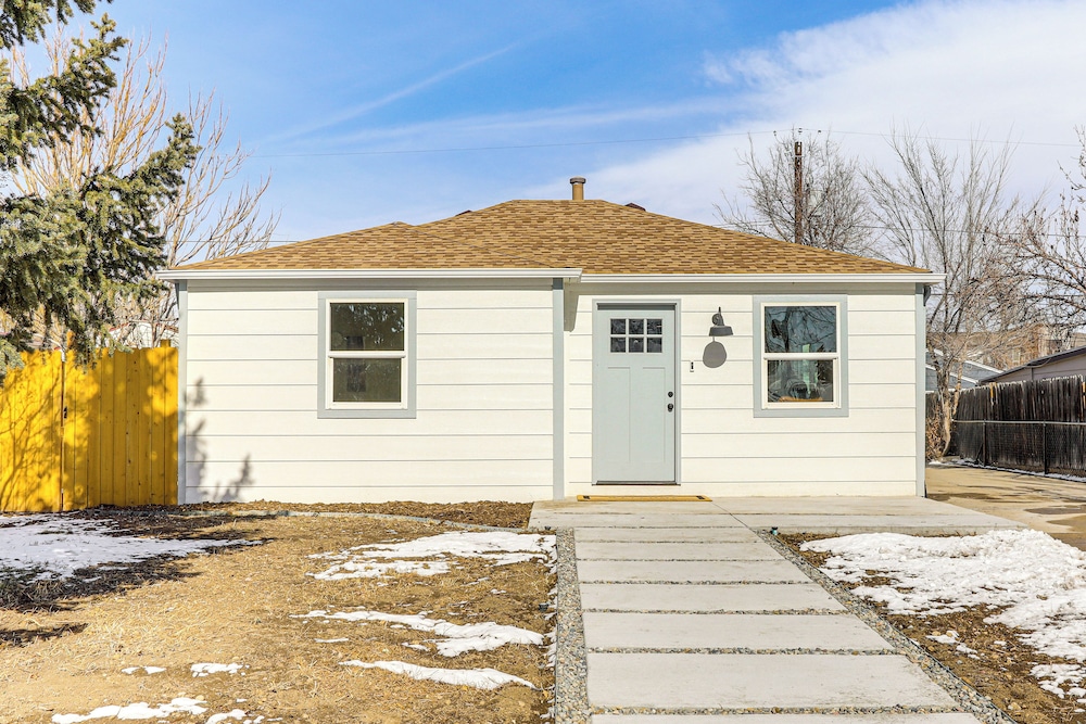 < 1 Mi to Olde Town Arvada: Home w/ Patio!