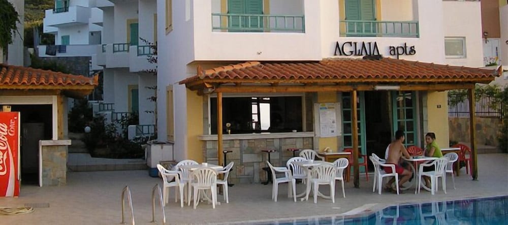 Aglaia Apartments & Studios