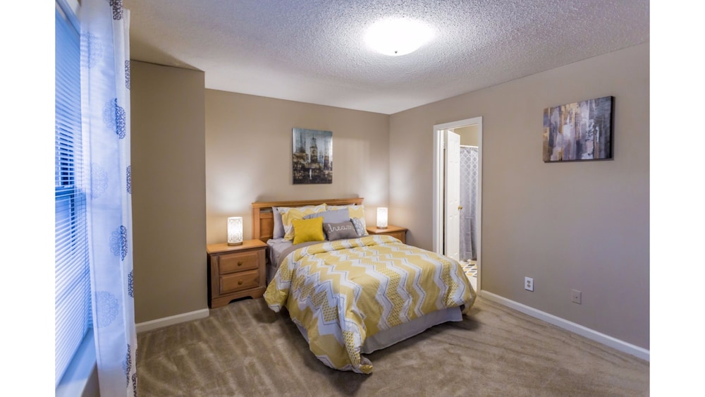 Suite Destination Austin City Center - Image 4