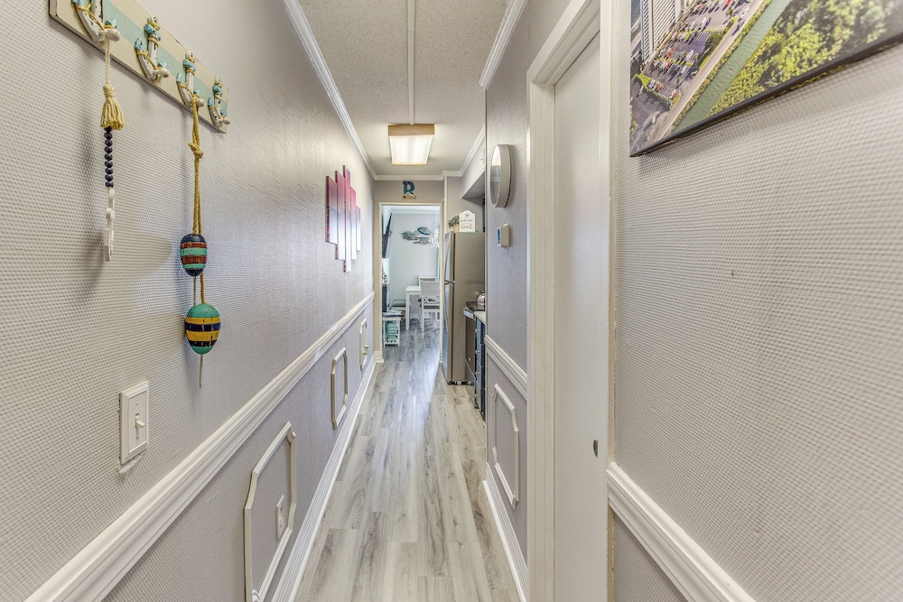 Steps to Beach: Myrtle Beach Condo w/ Resort Perks