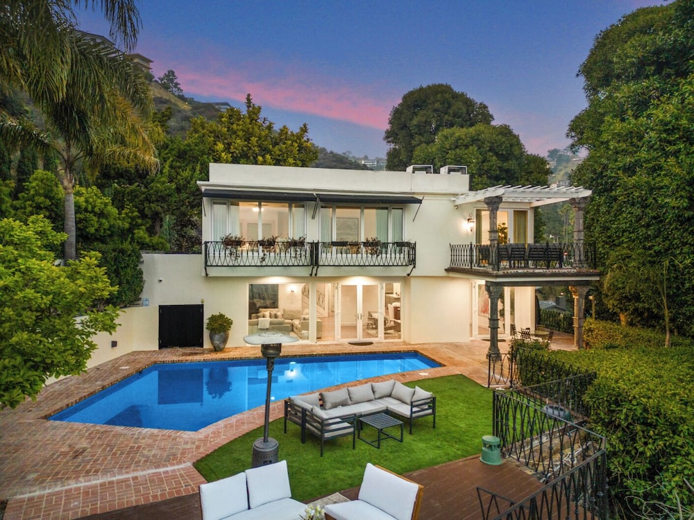 Twilight Terrace - Image 1