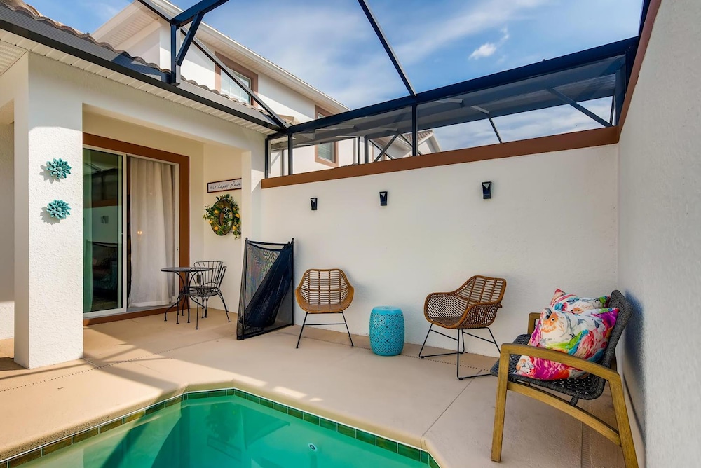 4810 LL - 5BD Private Pool Townhome - Storey Lake - Image 4