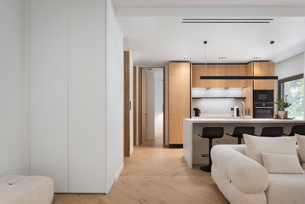 Athenian Riviera Stunning Residence