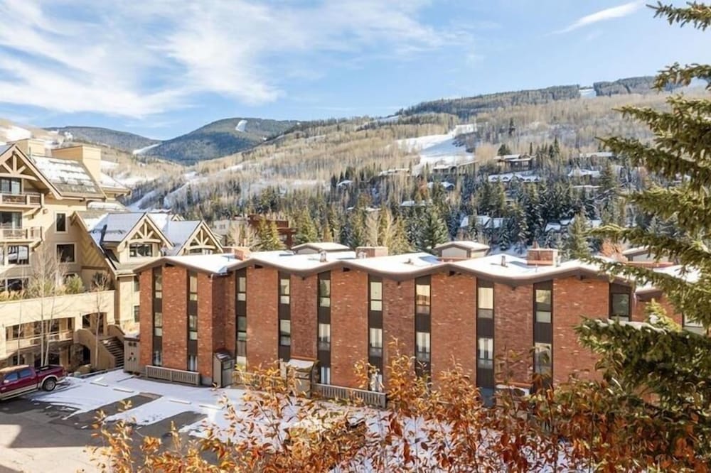 Condos with Ski Locker and Vail Mountain Views by RedAwning