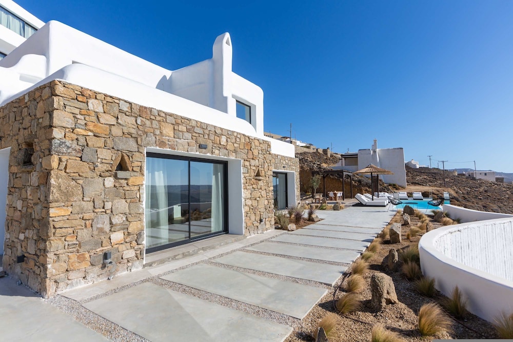 Amaze Mykonos Luxury Seaview Retreat
